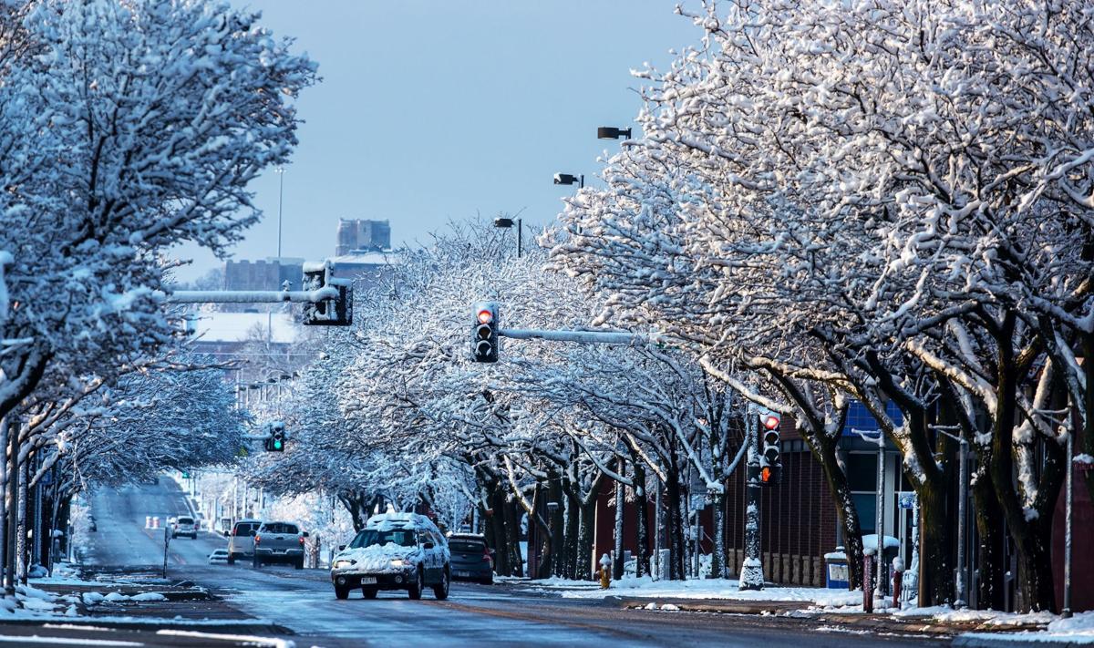 Omaha weather snow slick expect wake storm morning plow leavenworth clears sleet freezing rain saturday round street latest after