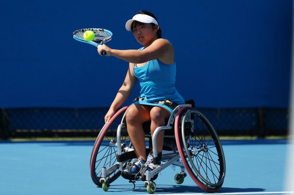 Tennis wheelchair paralympic players slam prepare grand open women