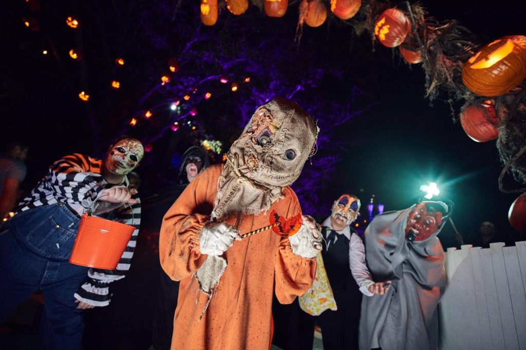 Halloween horror nights trick treat universal orlando studios scare resort review first zone open now announced joins lineup parking during