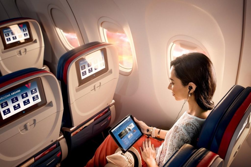 Airlines delta passenger jet preview