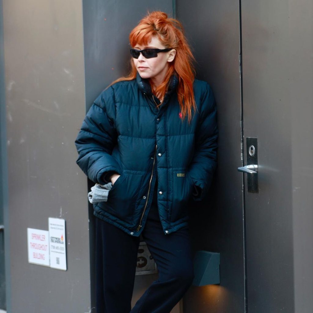 His three daughters netflix