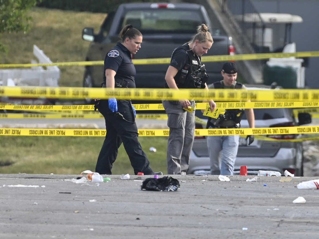 Parade shooting suspect day identify orleans police next mother foxnews