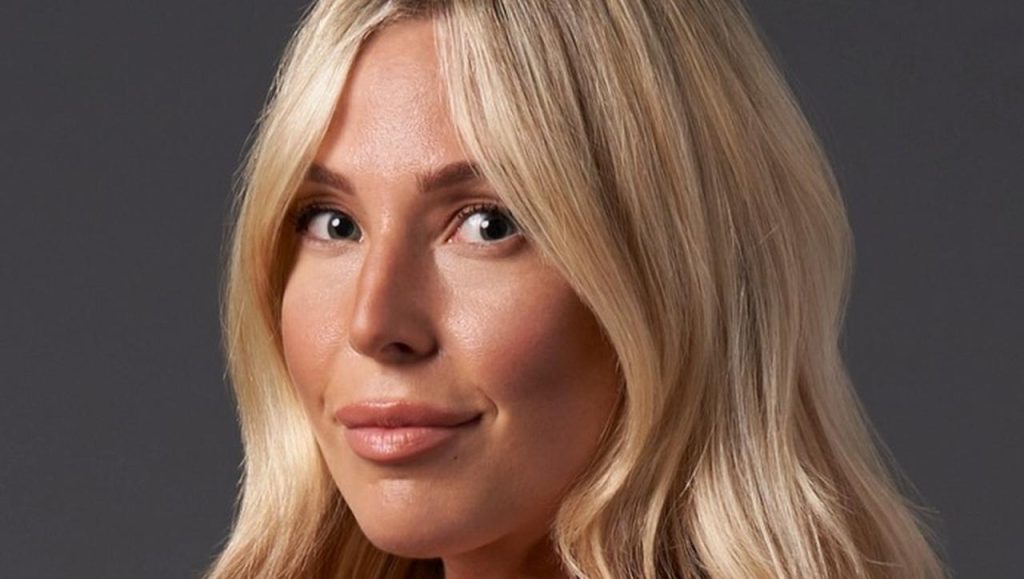 Shaina hurley love is blind