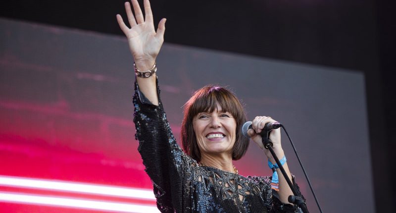 What singer died today